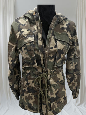 Battle green long sleeves hoody with draw string belt