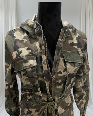 Battle green long sleeves hoody with draw string belt